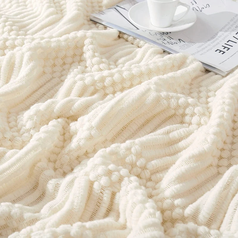 Cozy White Boho Chunky Knit Throw Blanket - Luxuriously Soft & Travel-Friendly 1
