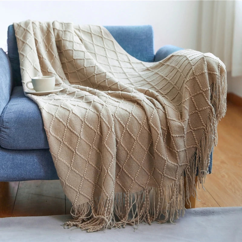Cozy White Boho Chunky Knit Throw Blanket - Luxuriously Soft & Travel-Friendly 19