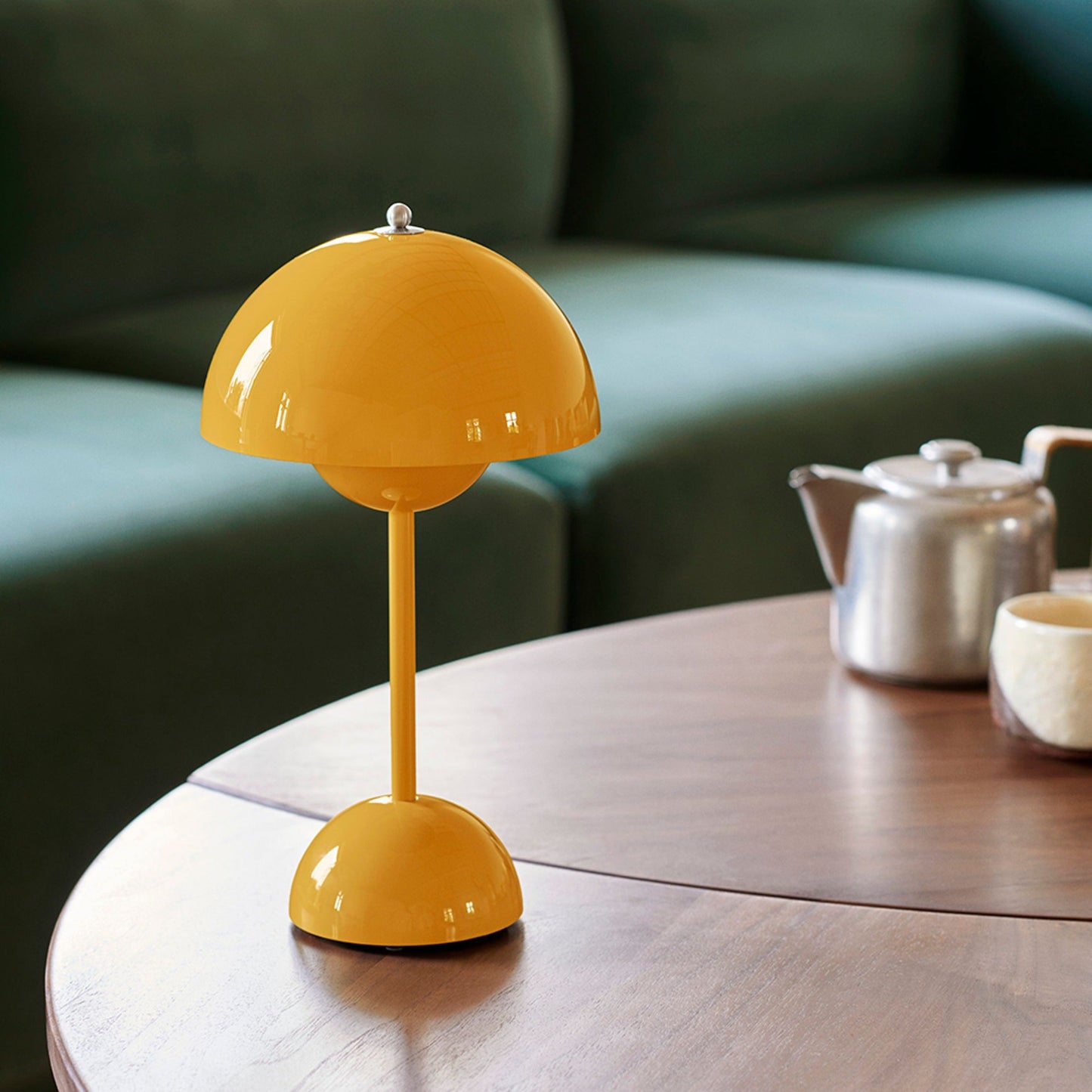 Cordless Table Lamp
